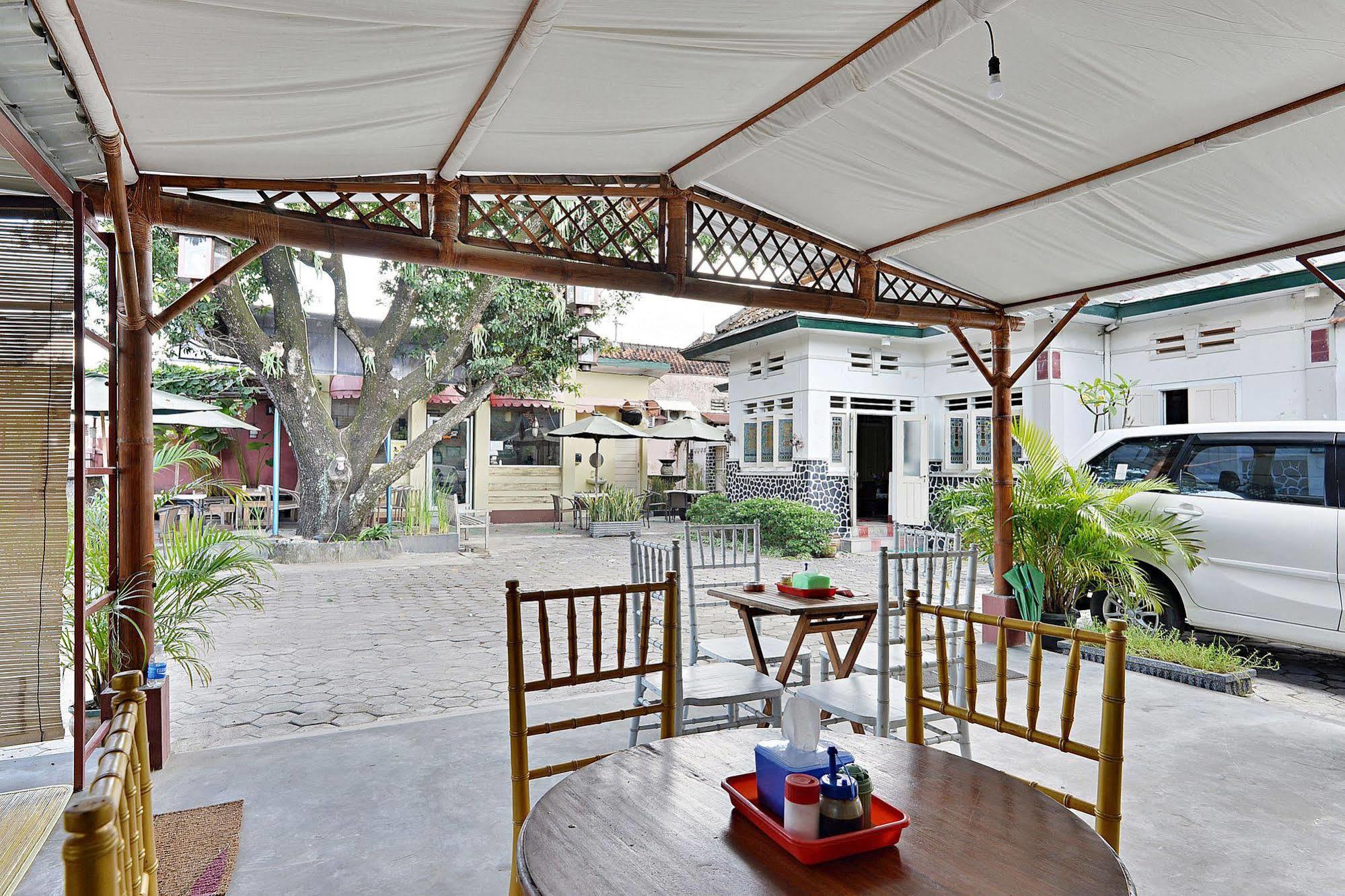 Zen Rooms Panembahan Kraton Yogyakarta Kültér fotó